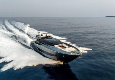 GECUA-2021-26.84m-88ft-RIVA-Motor-Yacht-for-sale-YachtDealz1-1