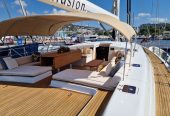 ILLUSION OF THE ILES | 2006 34.2m (99’1”) Luxury World Cruising Carbon Sailing Yacht built by South African shipyard Southern Wind