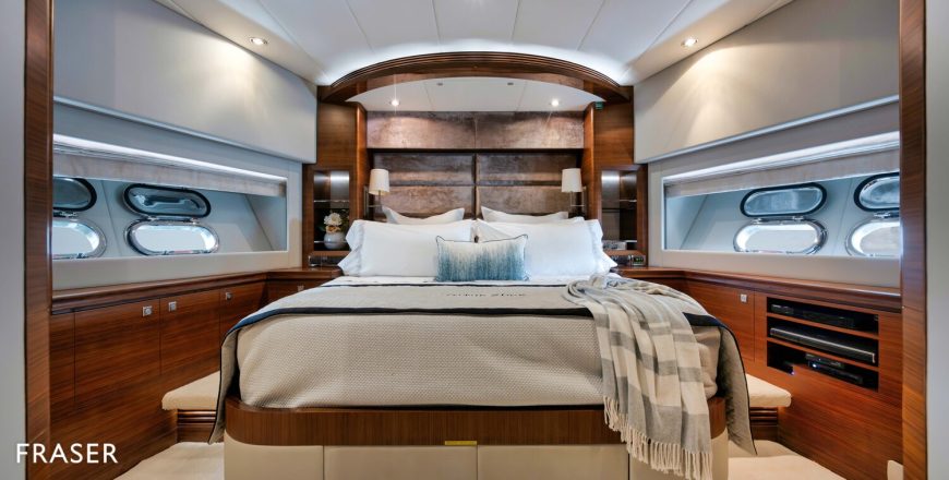 IN THE ZONE | 2012 33.53m (110ft) Luxury Tri-Deck Flybridge Motor Yacht built by Horizon Yachts