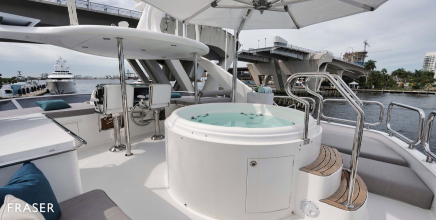 IN THE ZONE | 2012 33.53m (110ft) Luxury Tri-Deck Flybridge Motor Yacht built by Horizon Yachts