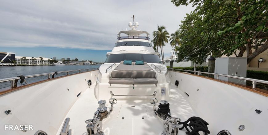 IN THE ZONE | 2012 33.53m (110ft) Luxury Tri-Deck Flybridge Motor Yacht built by Horizon Yachts