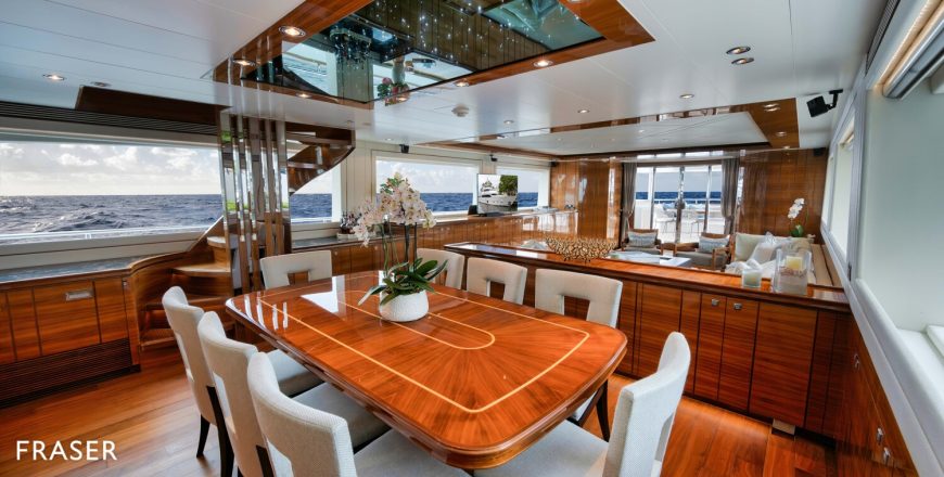 IN THE ZONE | 2012 33.53m (110ft) Luxury Tri-Deck Flybridge Motor Yacht built by Horizon Yachts