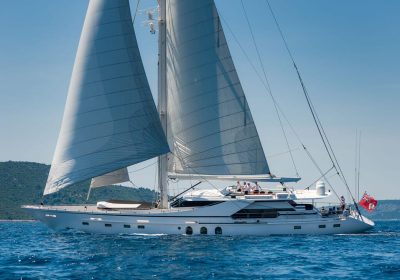 LADY-SUNSHINE-1989-33.4m-109522-Classic-Sailing-Yacht-for-sale-YachtDealz1