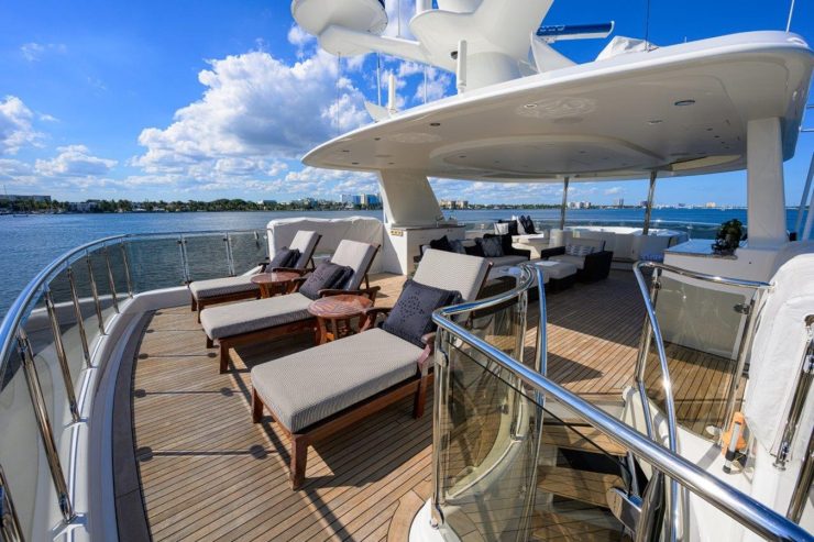 SARABETH | 2013 39.62m (130ft) Luxury Tri-Deck Motor Yacht built by American shipyard WESTPORT