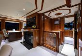 SARABETH | 2013 39.62m (130ft) Luxury Tri-Deck Motor Yacht built by American shipyard WESTPORT