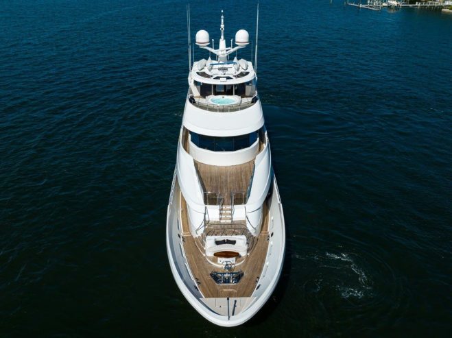 SARABETH | 2013 39.62m (130ft) Luxury Tri-Deck Motor Yacht built by American shipyard WESTPORT