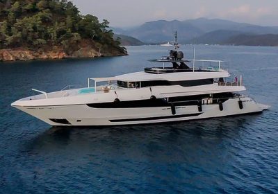 UNASOLA-2017-43.1m-141522-Motor-Yacht-for-sale-YachtDealz1