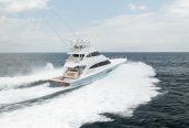 WORK OF ART | 2016 28.42m (93’3”) Enclosed Bridge Convertible Sportfisher Motor Yacht built by American shipyard VIKING