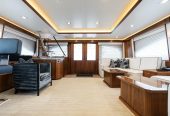 WORK OF ART | 2016 28.42m (93’3″) Enclosed Bridge Convertible Sportfisher Motor Yacht built by American shipyard VIKING