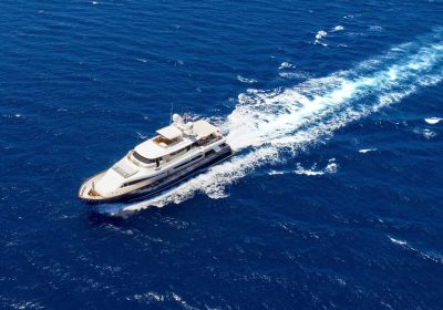 JARELA-2007-30.8m-101ft-Navetta-30-Motor-Yacht-for-sale-YachtDealz20