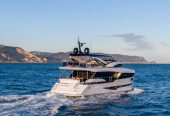 CADET V | 2018 89’9” (27.3m) Performance Flybridge Motor Yacht built by Italian shipyard Dominator Yachts