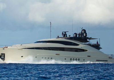 STEALTH-2010-45.7m-1491122-PALMER-JOHNSON-Motor-Yacht-for-sale_YachtDealz1