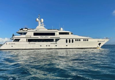 TRUE-LOVE-2003-150ft-45.72m-Trinity-Motor-Yacht-for-sale_YachtDealz17