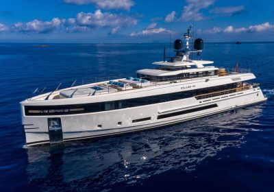 CLUB-M-2020-39.75m-130-522-BAGLIETTO-Motor-Yacht-for-sale_YachtDealz30