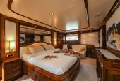 DXB | 2003 34.95m (114.64ft) Luxury Tri-Deck Motor Yacht built by Italian shipyard Benetti