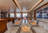 DXB | 2003 34.95m (114.64ft) Luxury Tri-Deck Motor Yacht built by Italian shipyard Benetti