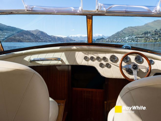 IZANA | 1999 10m (32.80ft) Classic Style Day Boat