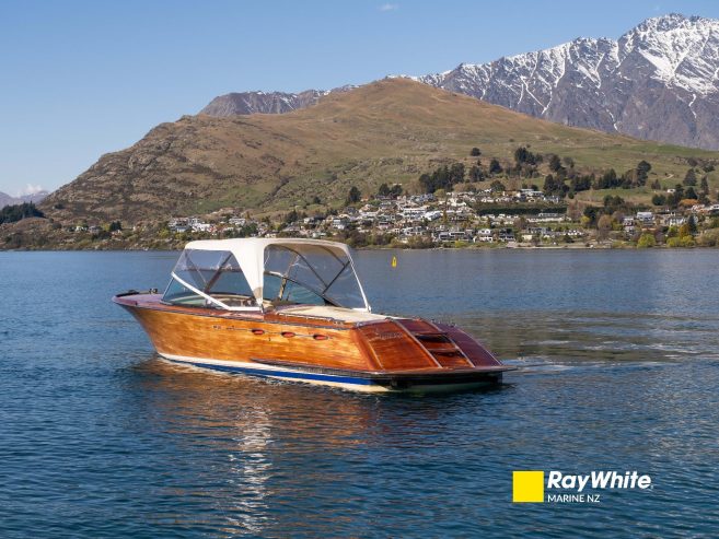 IZANA | 1999 10m (32.80ft) Classic Style Day Boat