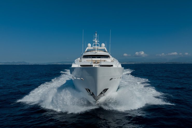 LUSIA M | 2013 40.05m (131’05”) Performance Motor Yacht built by British shipyard Sunseeker