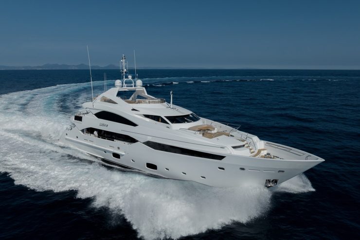 LUSIA M | 2013 40.05m (131’05”) Performance Motor Yacht built by British shipyard Sunseeker