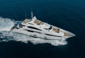 LUSIA M | 2013 40.05m (131’05”) Performance Motor Yacht built by British shipyard Sunseeker