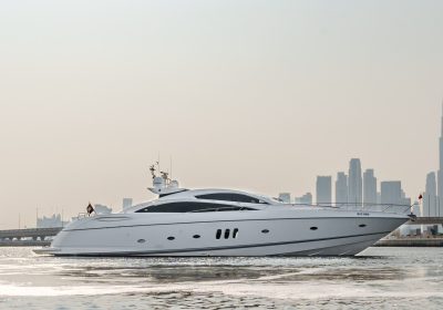 MILA-DUBAI-Motor-Yacht-SUNSEEKER-86-For-Sale-YachtDealz23