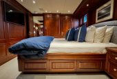 SHARON LEE | 2001 32m (105ft) Luxury Motor Yacht built by American shipyard Burger Boat