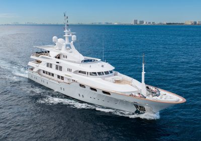 STARFIRE-1997-54m-177ft-2in-Benetti-Motor-Yacht-for-sale_YachtDealz1-1