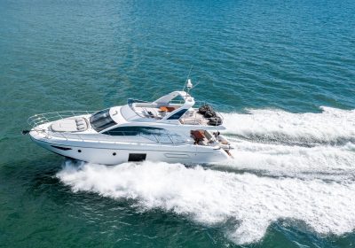 VOLTAIRE-2019-16.89m-55ft-6in-AZIMUT-Flybridge-Motor-Yacht-for-sale_YachtDealz3