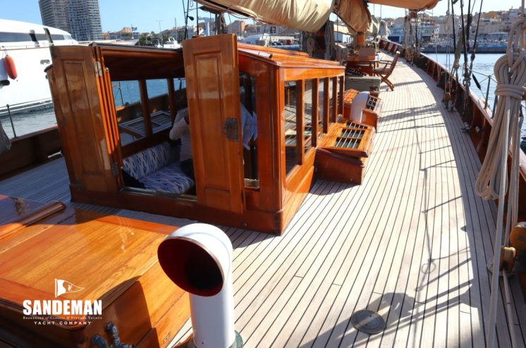 ALTAIR | 1931 40.78m (133.76ft) Classic Gaff-Rigged Schooner Sailing Yacht built by William Fife & Son