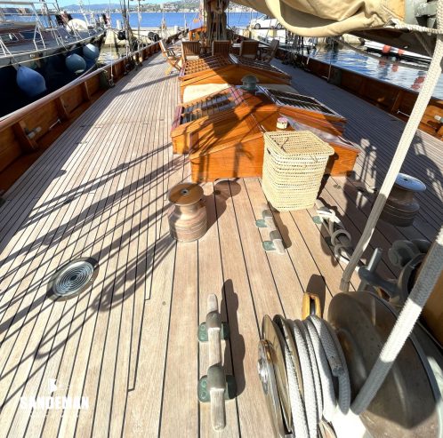 ALTAIR | 1931 40.78m (133.76ft) Classic Gaff-Rigged Schooner Sailing Yacht built by William Fife & Son