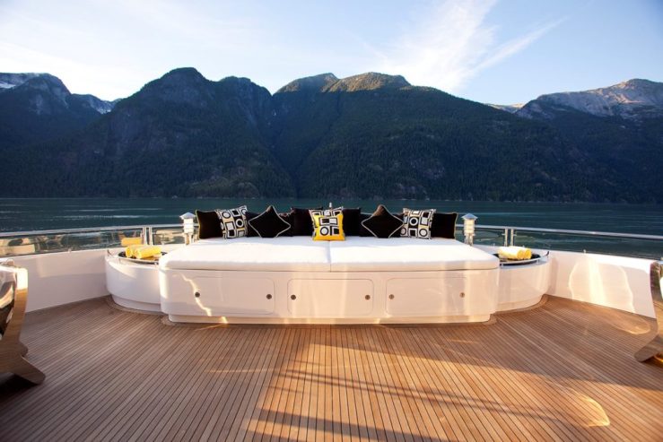 ATTESSA IV | 1999 101.2m (332ft) Luxury Tri-Deck Motor Yacht built in Japan by Evergreen Shipyard