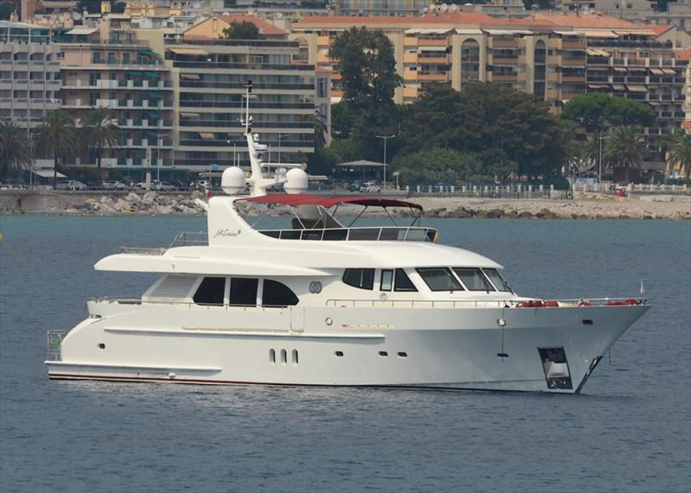 JASMINE LUNA | 2007 28.94m (95ft) Luxury Flybridge Motor Yacht built by Dutch shipyard Moonen Yachts