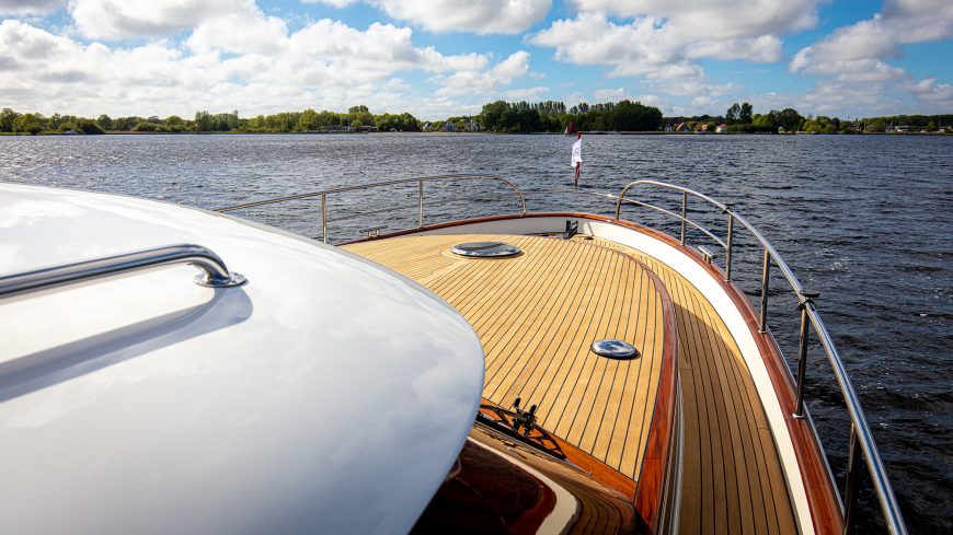 LADY MARY | 2012 15.6m (51.17ft) Vripack design Aluminium Motor Yacht built by Dutch shipyard Mulder