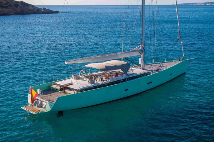 PEREGRIN | 2015 23.99m (78.69ft) Fast Cruising Carbon Sailing Yacht built by German shipyard Y Yachts