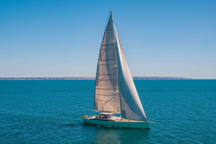 PEREGRIN | 2015 23.99m (78.69ft) Fast Cruising Carbon Sailing Yacht built by German shipyard Y Yachts