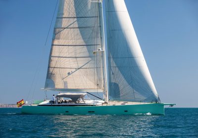 PEREGRIN-2015-23.99m-78-822-Carbon-Sailing-Yacht-for-sale_YachtDealz7-1