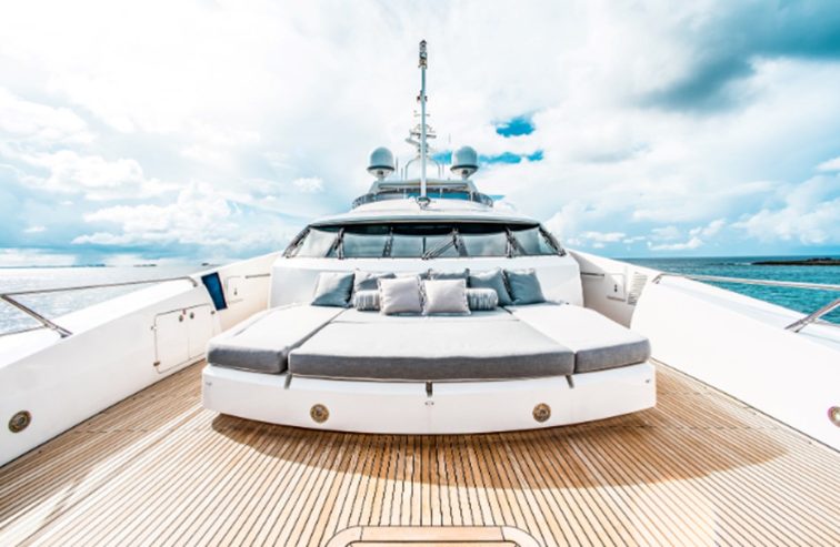 ACACIA | 2011 40m (131ft) Luxury High Performance Motor Yacht built by British shipyard Sunseeker