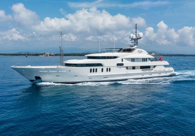 CALYPSO-2003-61.5m-201.72ft-AMELS-Motor-Yacht-for-sale_YachtDealz58