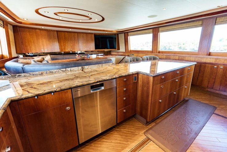 EXODUS | 2012 34.14m (112ft) Luxury 112 Westport Motor Yacht