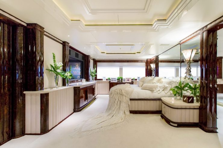 LIONESS V | 2006 63.5m (208.28ft) Luxury Quad-Deck Motor Yacht built by Italian shipyard BENETTI