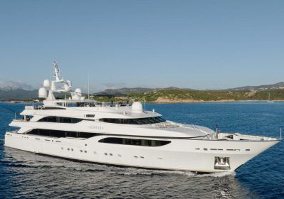 LIONESS-V-2006_63.5m-208.28ft-BENETTI-Motor-Yacht-for-charter_YachtDealz2