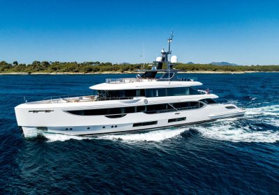 NORTHERN-ESCAPE-2022-40.8m-133.82ft-BENETTI-Motor-Yacht-for-sale_YachtDealz5