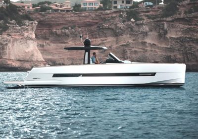 RISE-2023-13.45m-44.12ft-FJORD-44-OPEN-Motor-Yacht-for-sale_YachtDealz1