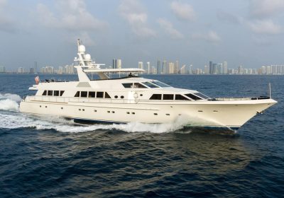 SEA-CLASS-1985-42.37-138.97ft-ABEKING-RASMUSSEN-Motor-Yacht-for-sale_YachtDealz8