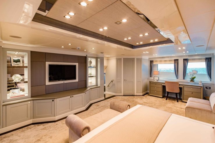 TAYRONA | 2012 40m (131.20ft) Luxury Tri-Deck Motor Yacht built by British shipyard Sunseeker