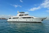 WILDE WHALE | 1993 35.85m (117.59ft) Luxury Tri-Deck Motor Yacht built by American shipyard HATTERAS