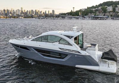 BLU-WAVE-2018-15.24m-49.99ft-Cantius-50-Motor-Yacht-for-sale_YachtDealz17