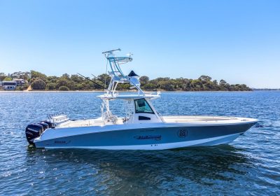 Boston-Whaler-2015-11.28m-37ft-Sport-Fisher-Motor-Yacht-for-sale_YachtDealz1