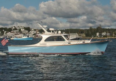 ELISE-2006-12.22m-40.08ft-Talaria-40-Motor-Yacht-for-sale_YachtDealz19